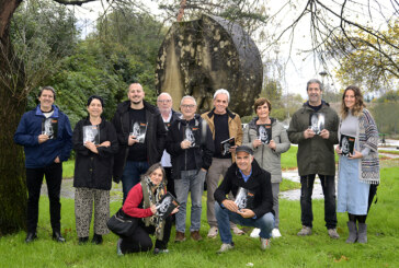 Néstor Basterretxea y Jon Irabazal protagonizan el último número de la revista Astola