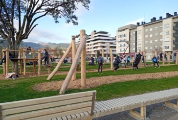 Los juegos infantiles de San Fausto, Ibaizabal y Errotaritxuena salen a concurso por 257.260 euros