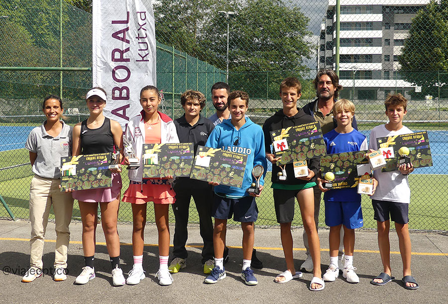 El zornotzarra Ander Pérez gana el título infantil del Campeonato Laboral Kutxa Landako de tenis