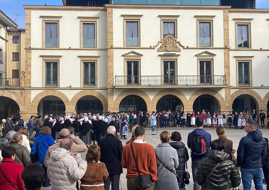 Armendola Kultur Elkarteak Amorebieta-Etxanoko abesbatzak bilduko ditu Agate Deuna ospatzeko