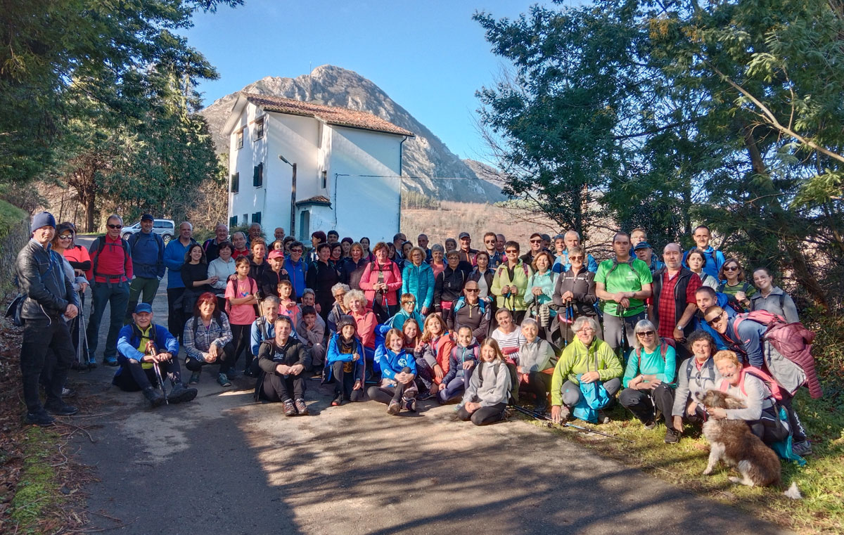La agenda de marzo del Alpino Tabira incluye visitas a Baqueira, Belagua y los Picos de Europa