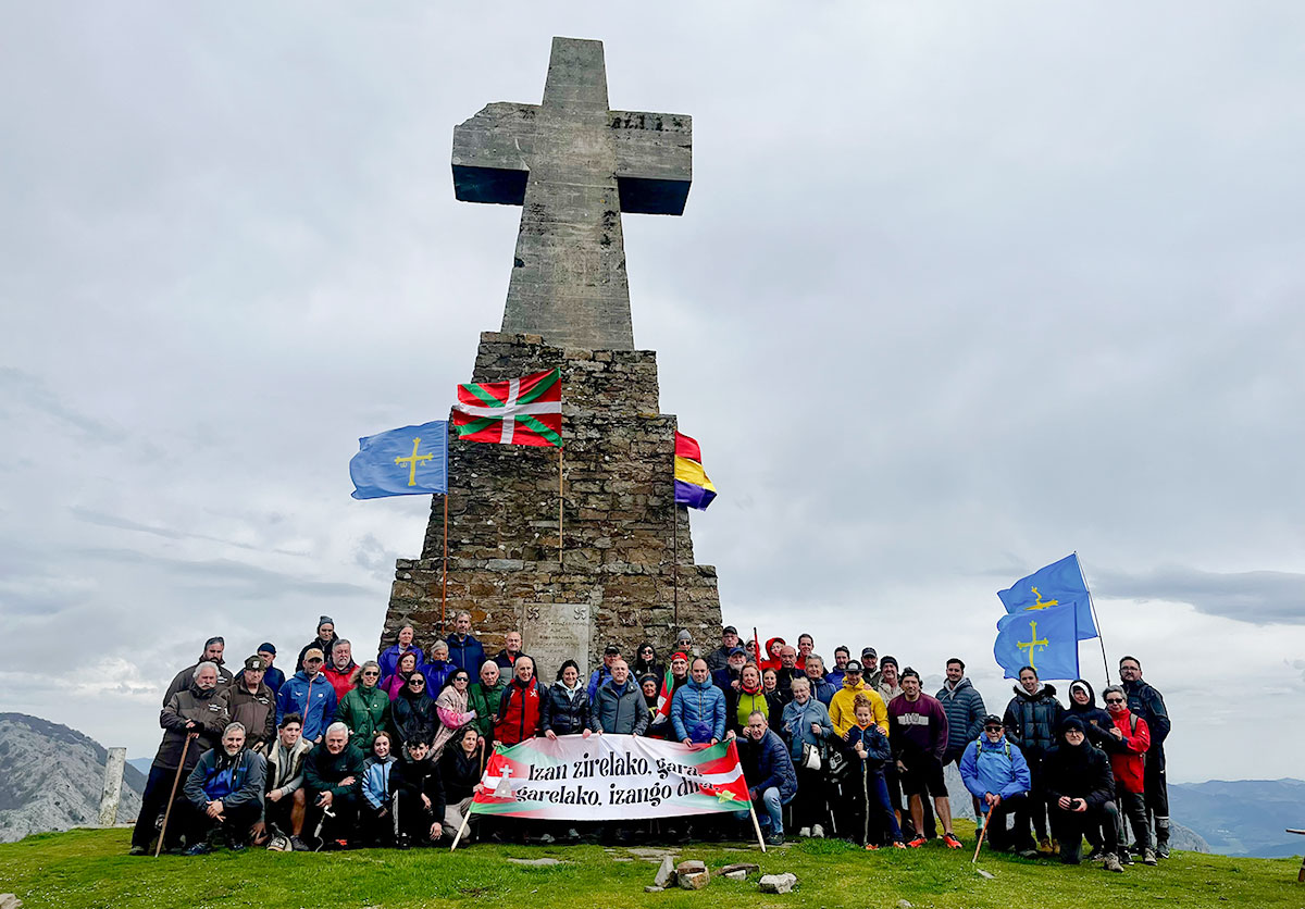 Saibigain acoge un homenaje a los gudaris y milicianos muertos en la batalla de 1937